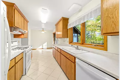 S70W16663  Hedgewood Dr, Muskego, WI 53150 - Photo 20