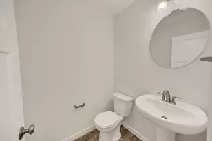 W194N15744 East Gate Ct, Jackson, WI 53037 - Photo 16