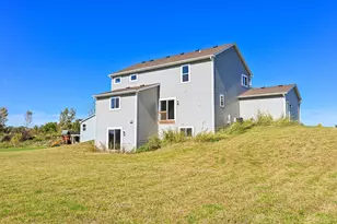 W194N15744 East Gate Ct, Jackson, WI 53037 - Photo 30