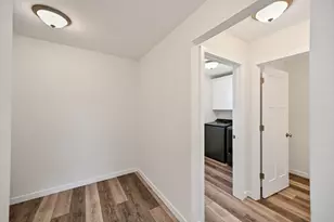 W194N15744 East Gate Ct, Jackson, WI 53037 - Photo 18