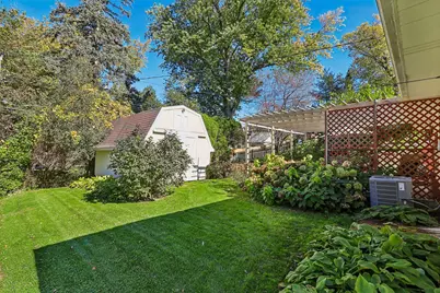 526  Sunset Vale -, Twin Lakes, WI 53181 - Photo 38