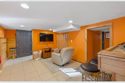 406 N Park Ave, Fond du Lac, WI 54935 - Photo 18