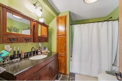 406 N Park Ave, Fond du Lac, WI 54935 - Photo 12
