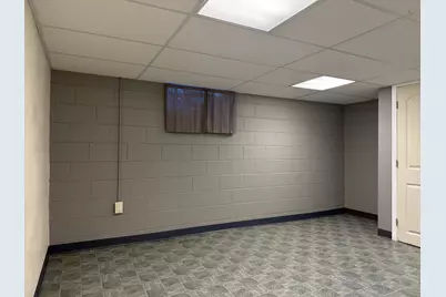 2414 W Hampton Ave, Milwaukee, WI 53209 - Photo 12
