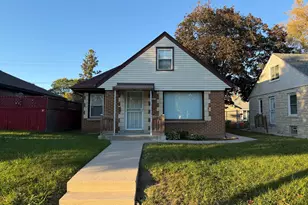 2414 W Hampton Ave, Milwaukee, WI 53209 - Photo 1