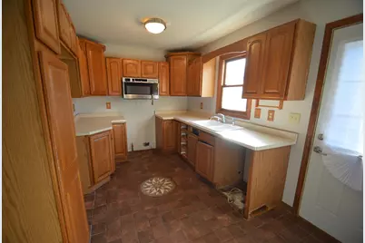 6635 W Mount Vernon Ave, Milwaukee, WI 53213 - Photo 6