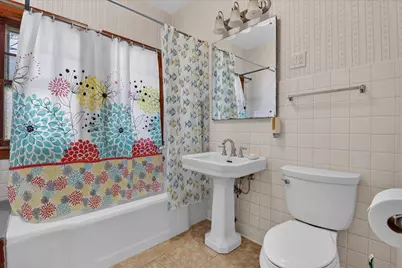 2130 N 53rd St, Milwaukee, WI 53208 - Photo 20