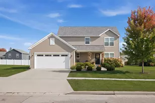 128 Allen St, Walworth, WI 53184 - Photo 1