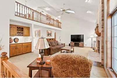 N25W26469  Fox Den Ct, Pewaukee, WI 53072 - Photo 6