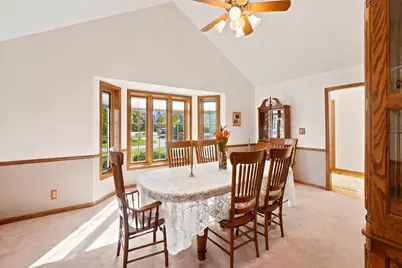 N25W26469  Fox Den Ct, Pewaukee, WI 53072 - Photo 16