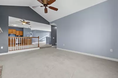981  Hastings Ct #202, Racine, WI 53406 - Photo 12
