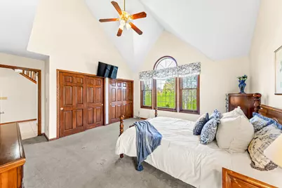 4212 S 124th St, Greenfield, WI 53228 - Photo 34