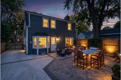 134 N 91st Pl, Milwaukee, WI 53226 - Photo 4
