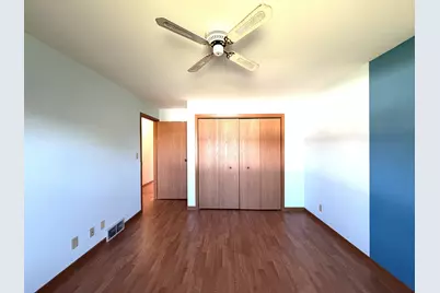 10328 W Parkwood Dr, Franklin, WI 53132 - Photo 34