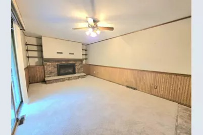 2215 N 34th St, Sheboygan, WI 53083 - Photo 14