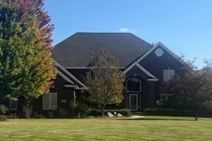 14050 N Twin Oaks Ln, Mequon, WI 53097 - Photo 1