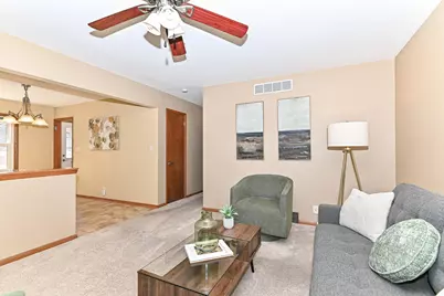 4123 N 95th St, Wauwatosa, WI 53222 - Photo 6