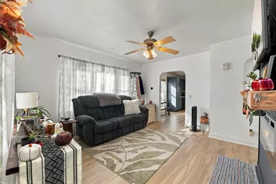 3050  27th St, La Crosse, WI 54601 - Photo 6