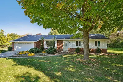 N68W13762  Bay Ridge Ct, Menomonee Falls, WI 53051 - Photo 6