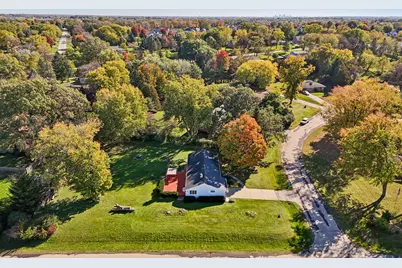 N68W13762  Bay Ridge Ct, Menomonee Falls, WI 53051 - Photo 46