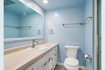N68W13762  Bay Ridge Ct, Menomonee Falls, WI 53051 - Photo 24