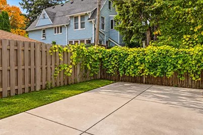 3507 N Downer Ave #3509, Shorewood, WI 53211 - Photo 4