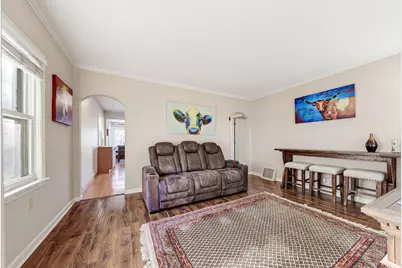 1421 E Norwich St, Milwaukee, WI 53207 - Photo 14