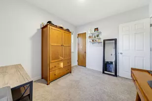 1421 E Norwich St, Milwaukee, WI 53207 - Photo 20