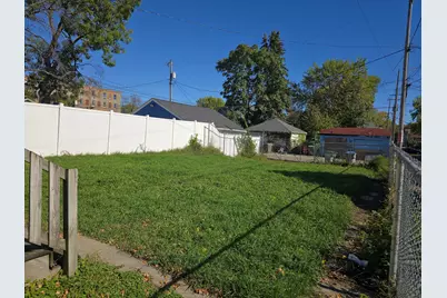 1324 S 24th St, Milwaukee, WI 53204 - Photo 22