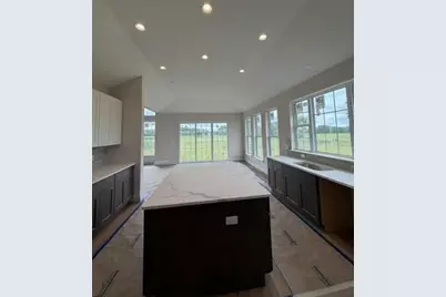 611  Talbots Woods Dr, Dousman, WI 53118 - Photo 6