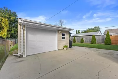 7842  31st Ave, Kenosha, WI 53142 - Photo 14