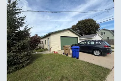 6933  31st Ave, Kenosha, WI 53142 - Photo 2