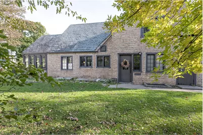 1326  Thomas Ave, Watertown, WI 53094 - Photo 6