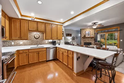 N161W18927  Heather Lynn Cir, Jackson, WI 53037 - Photo 8