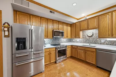 N161W18927  Heather Lynn Cir, Jackson, WI 53037 - Photo 4