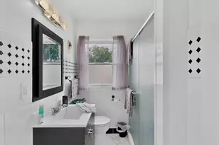 6829 W Arthur Ave, West Allis, WI 53219 - Photo 20