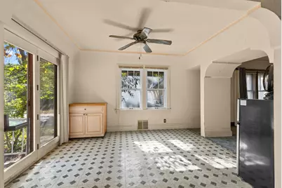 1100 N 69th St, Wauwatosa, WI 53213 - Photo 8