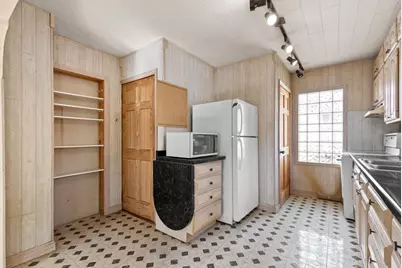 1100 N 69th St, Wauwatosa, WI 53213 - Photo 10