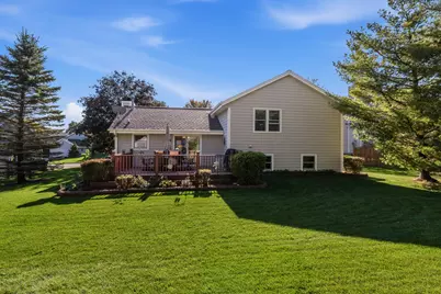 1263  River Park Cir, Mukwonago, WI 53149 - Photo 4