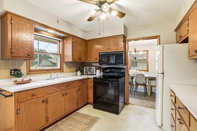 738  6th Ave, Grafton, WI 53024 - Photo 10