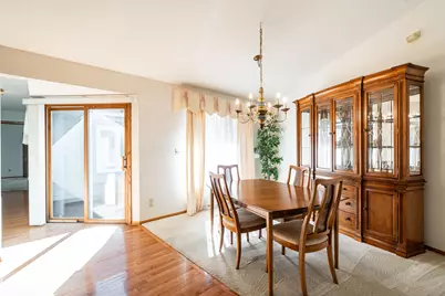 15638 W Ridge Rd, New Berlin, WI 53151 - Photo 14