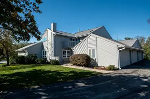 15638 W Ridge Rd, New Berlin, WI 53151 - Photo 1