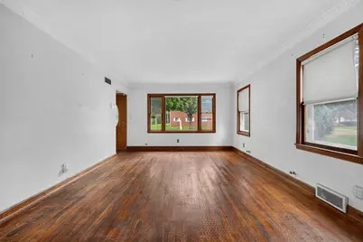 2123 S 102 St, West Allis, WI 53227 - Photo 4
