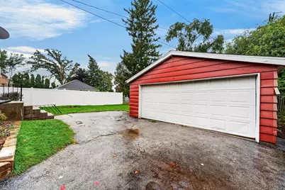 2123 S 102 St, West Allis, WI 53227 - Photo 34
