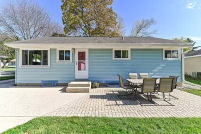 2893 S 96th St, West Allis, WI 53227 - Photo 26