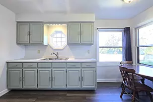 357 E Gauer Cir, Milwaukee, WI 53207 - Photo 8