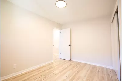1020  Carrington Ave, South Milwaukee, WI 53172 - Photo 16