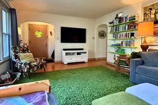 5443 W Hayes Ave, West Allis, WI 53219 - Photo 4