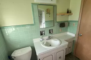 5443 W Hayes Ave, West Allis, WI 53219 - Photo 12