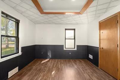 1200 S 113th St, West Allis, WI 53214 - Photo 6
